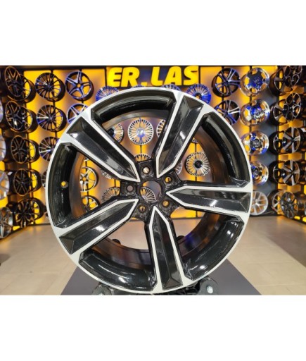 4 Adet SONİC-02S1015 BABAYAGA 8*18 5*112 ET31 BLACK MACK JANT YENİLENMİŞ (Takım)